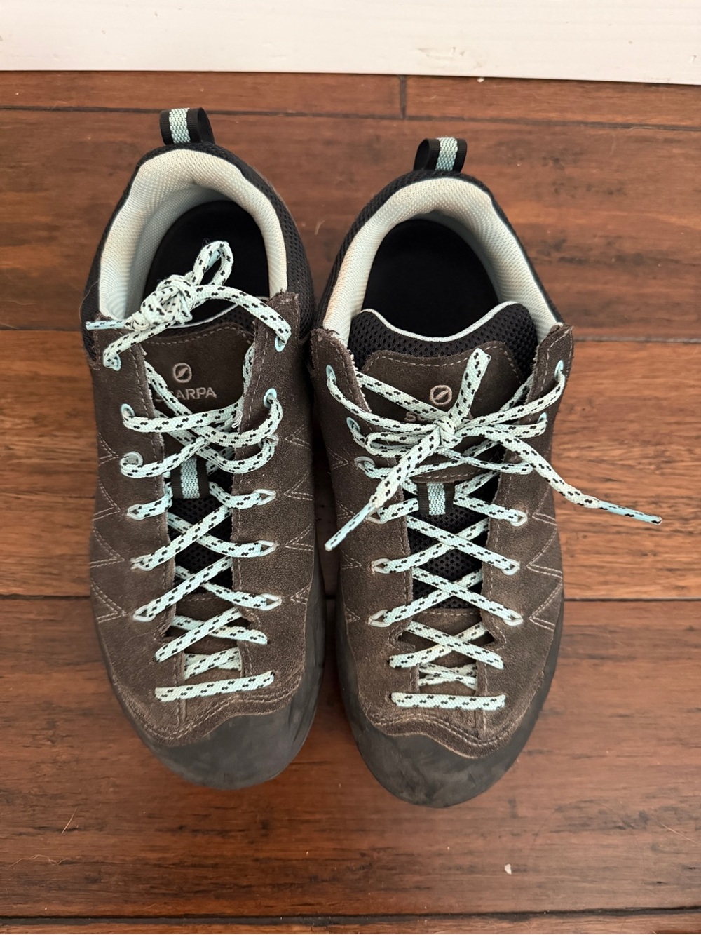 Scarpa Crux approach shoe climbing Hiking Boots with Light Blue Laces